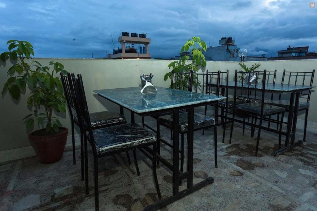 Kathmandu Home Stay & Hostel Exterior photo