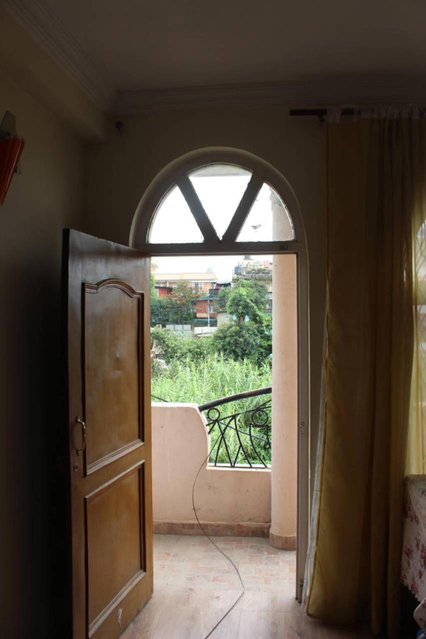Kathmandu Home Stay & Hostel Exterior photo